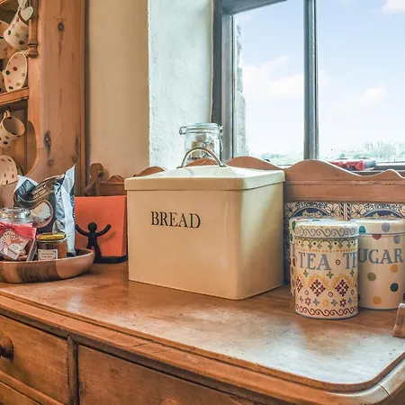 Stoney End * Askrigg